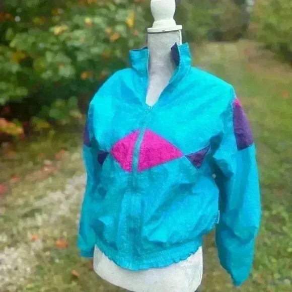 Vintage Puma wind breaker jacket. 80s fashion! Size M. Pink, blue, purple. Fun! - Picture 2 of 12